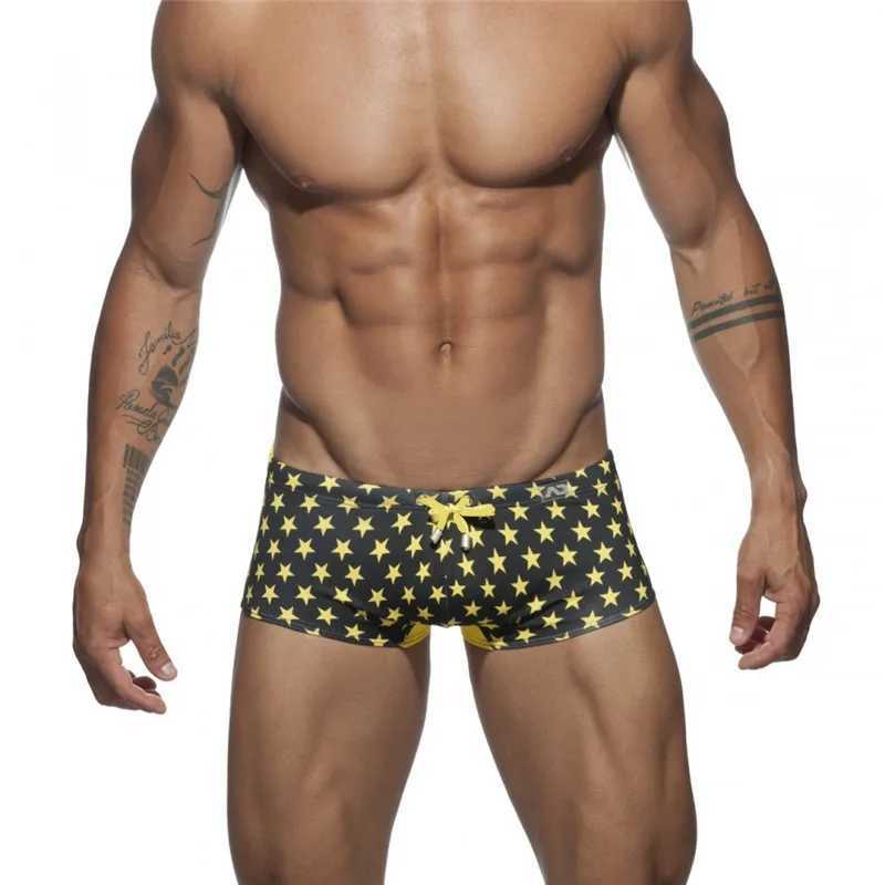 Mens swimming trunks low-rise boxer swimming trunks removable cup anti-embarrassment color matching printed beach pants M250218