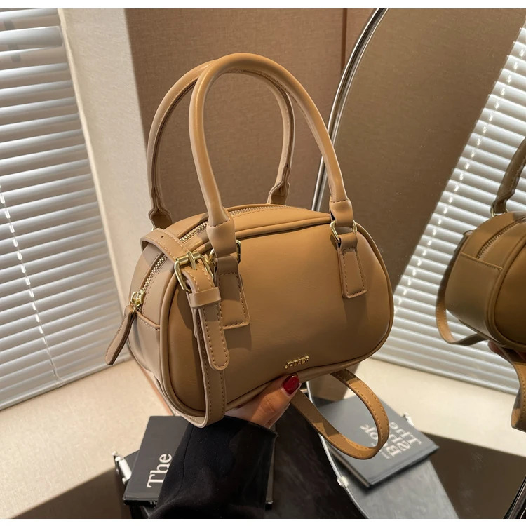 PU Leather Retro Mini Crossbody Bag for Women Korean Fashion Lady Soft Handle Daily Handbags Classic Red Bridal Bag 250217