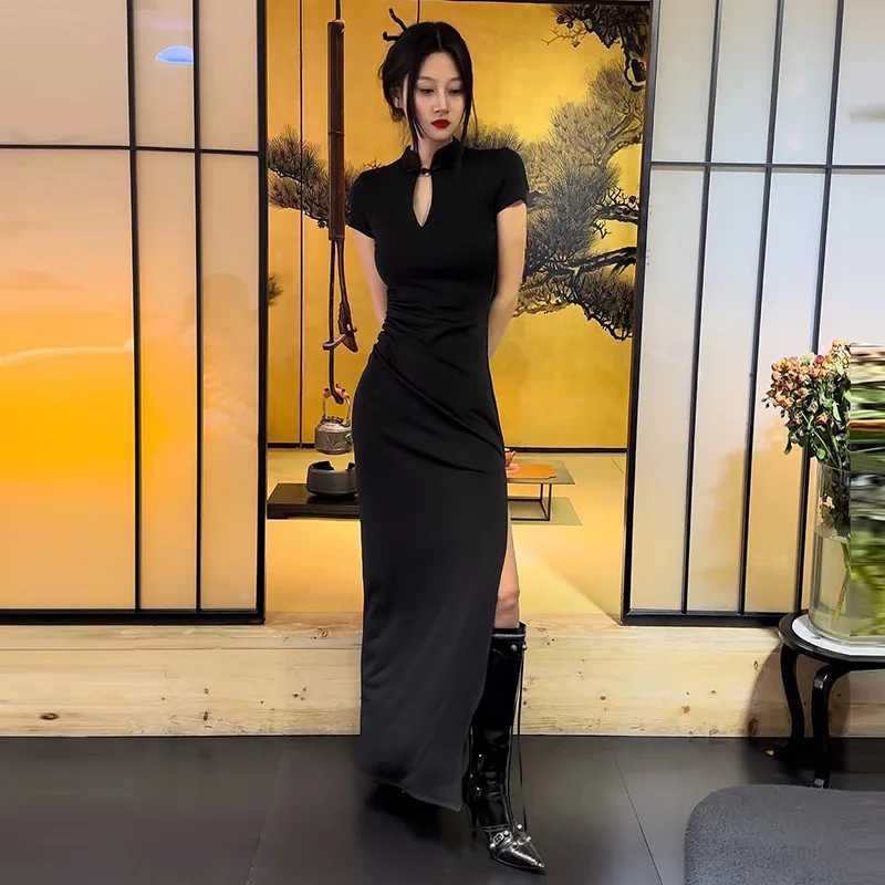 Basic Casual Dresses Lygens Solid Button Hollow Out Slit Bodycon Short Slve WomenS Dresses Long Strtwear Casual Outfit 2024 Summer Fashion H25217