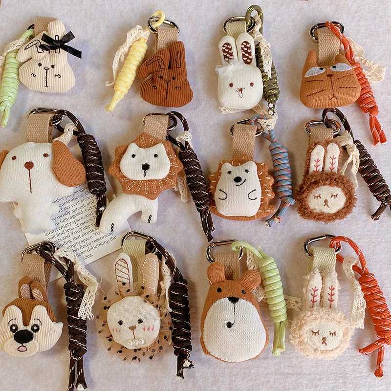 Keychains Lanyards Creative Fabric Animal Doll Keychain For Bag Pendant Funny Small Bear Keyrings Wholesale Cute Hedgehog Accessories Gifts H250217