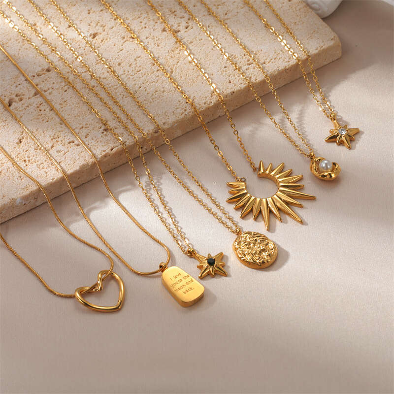 Fashionable temperament, stainless necklace, personalized design, gold titanium steel pendant for women