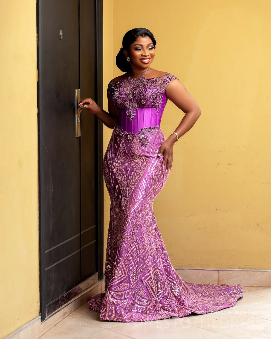 2025 Plus Size Purple Prom Dresses Mermaid Evening Dresses Sheer Neck Short Sleeves Beaded Lace Rhinestones Birthday Dress Second Reception Gowns AM21
