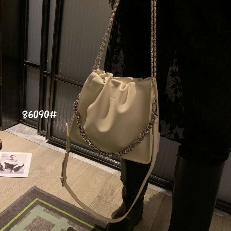 YANATARI Chain Small Dumpg For Women Genuine Leather White Crossbody Shoulder Handbag Female Bag