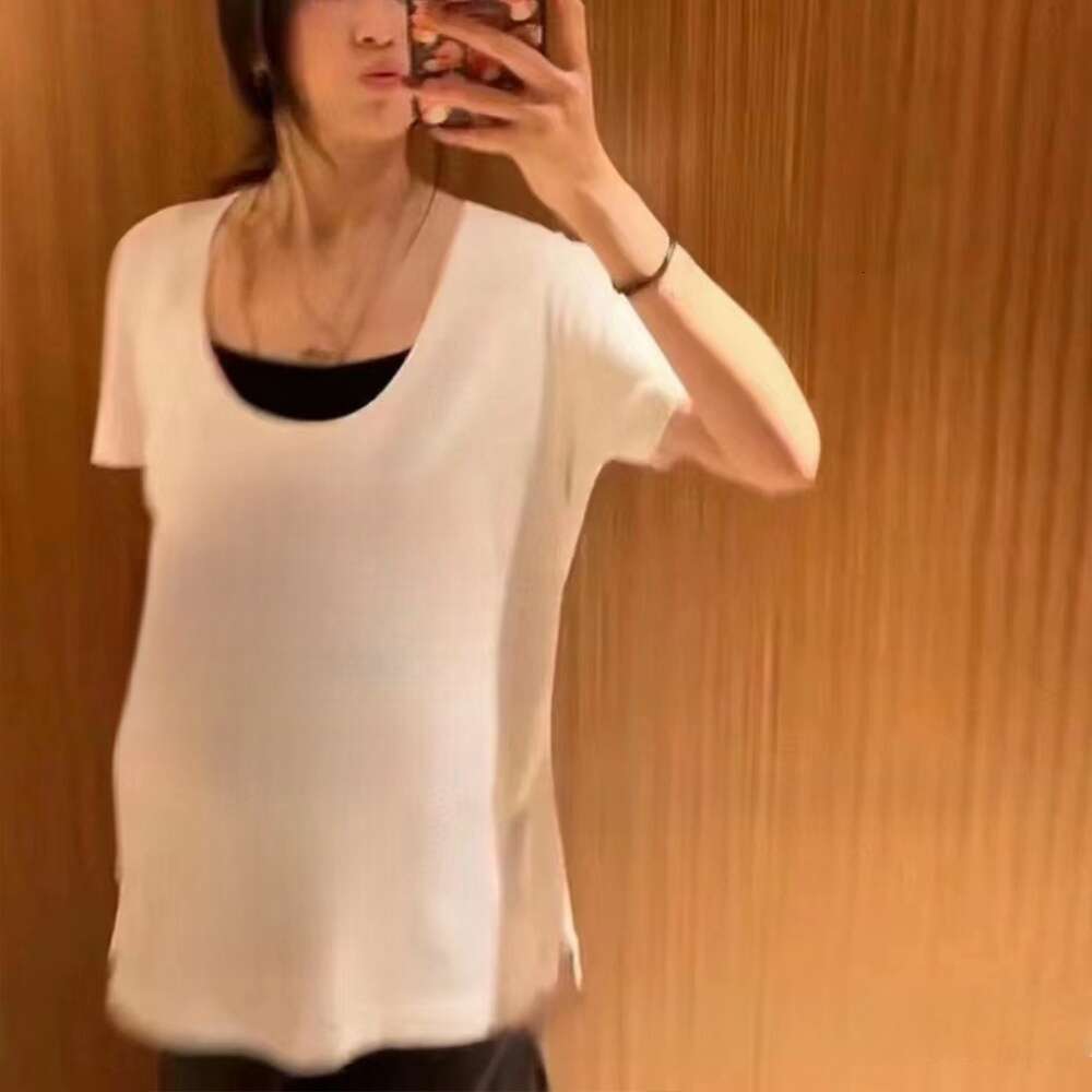 Short Sleeved Embroidered Casual Knitted Shirt Women's T-Shirt