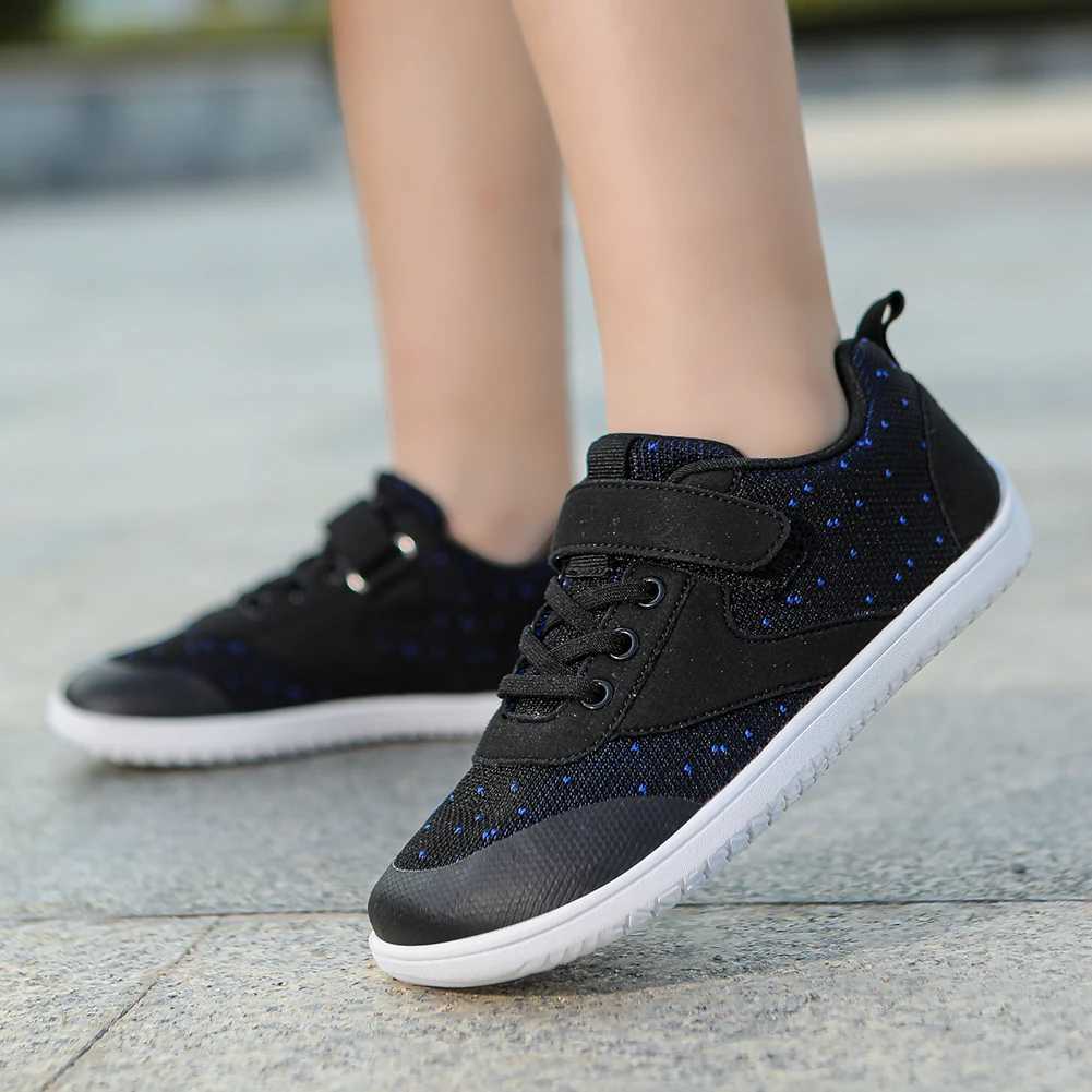 Kids Barefoot Shoes Lightweight Sports Shoes Breathable Wide Toe Minimum Sneakers Soft Knitting Girls Boys Casual Shoes Z250217