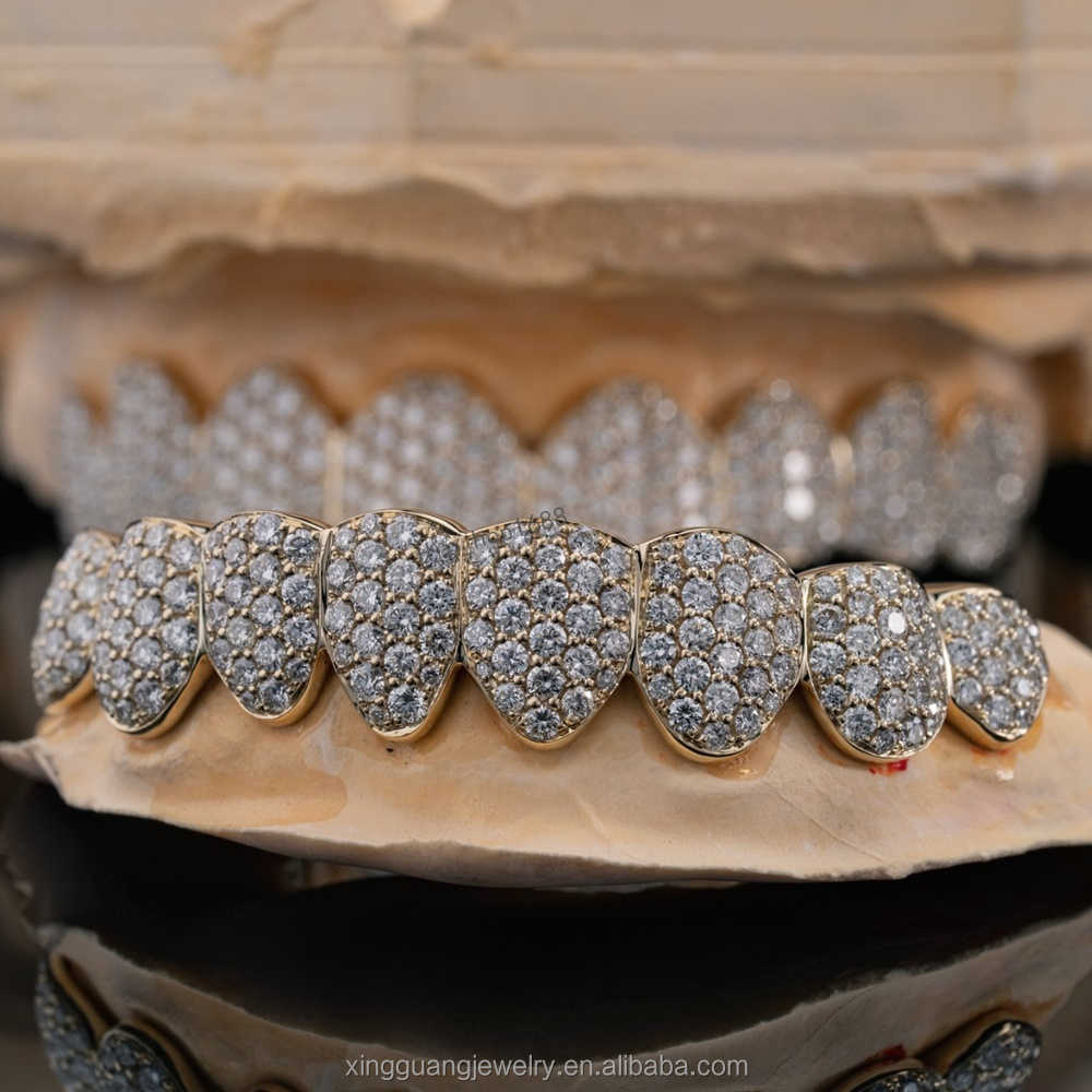 Custom Dental Grills Pass Diamond Test Gold Plated 925 Sterling Silver Iced Out VVS Moissanite Diamond Hip Hop Grillz for Teeth