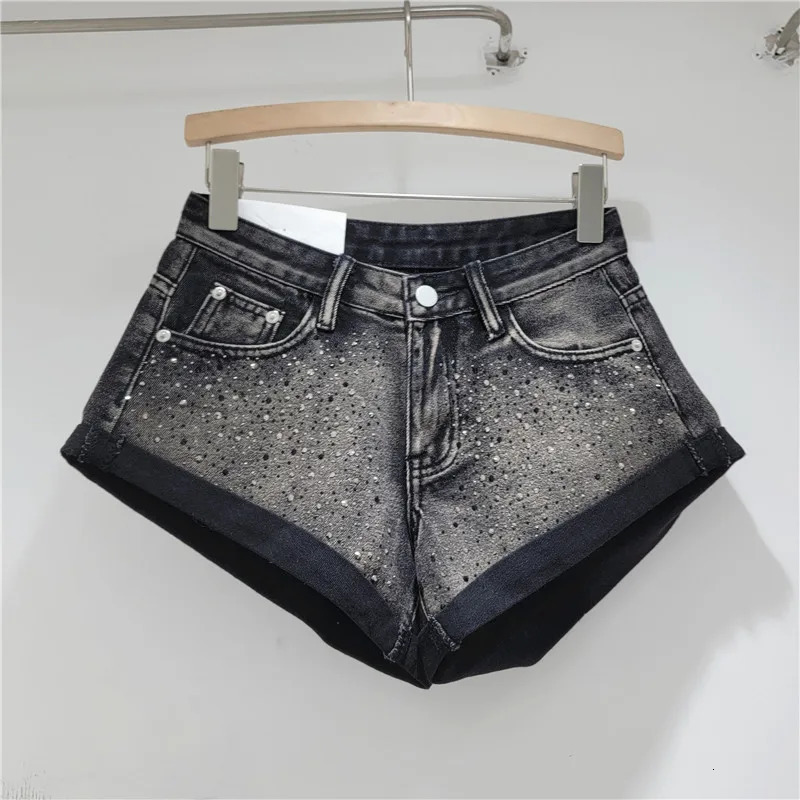 Fashion Retro Rhinestone Denim Shorts Women Summer A- Line Wide Leg Short Pants Ultra Short Booty Shorts for s 250217
