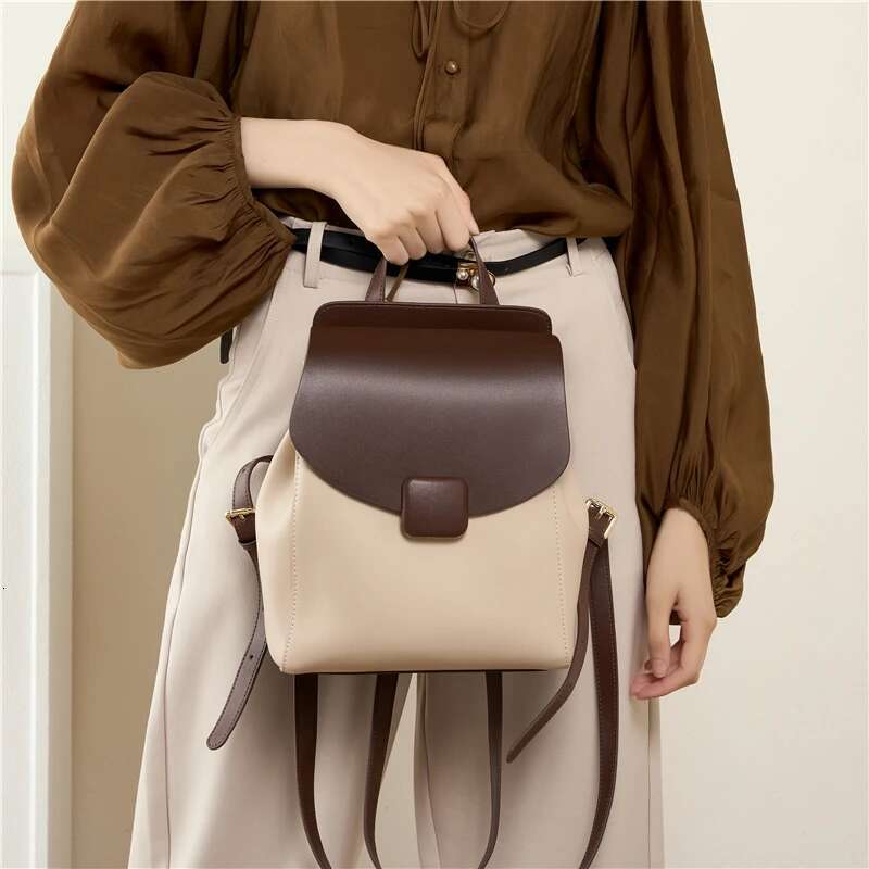 Hifashion Small Cowhide Genuine Leather Backpack For Women 2025 Trend Fashion Designer Female Travel Bagpack Girls School Bags