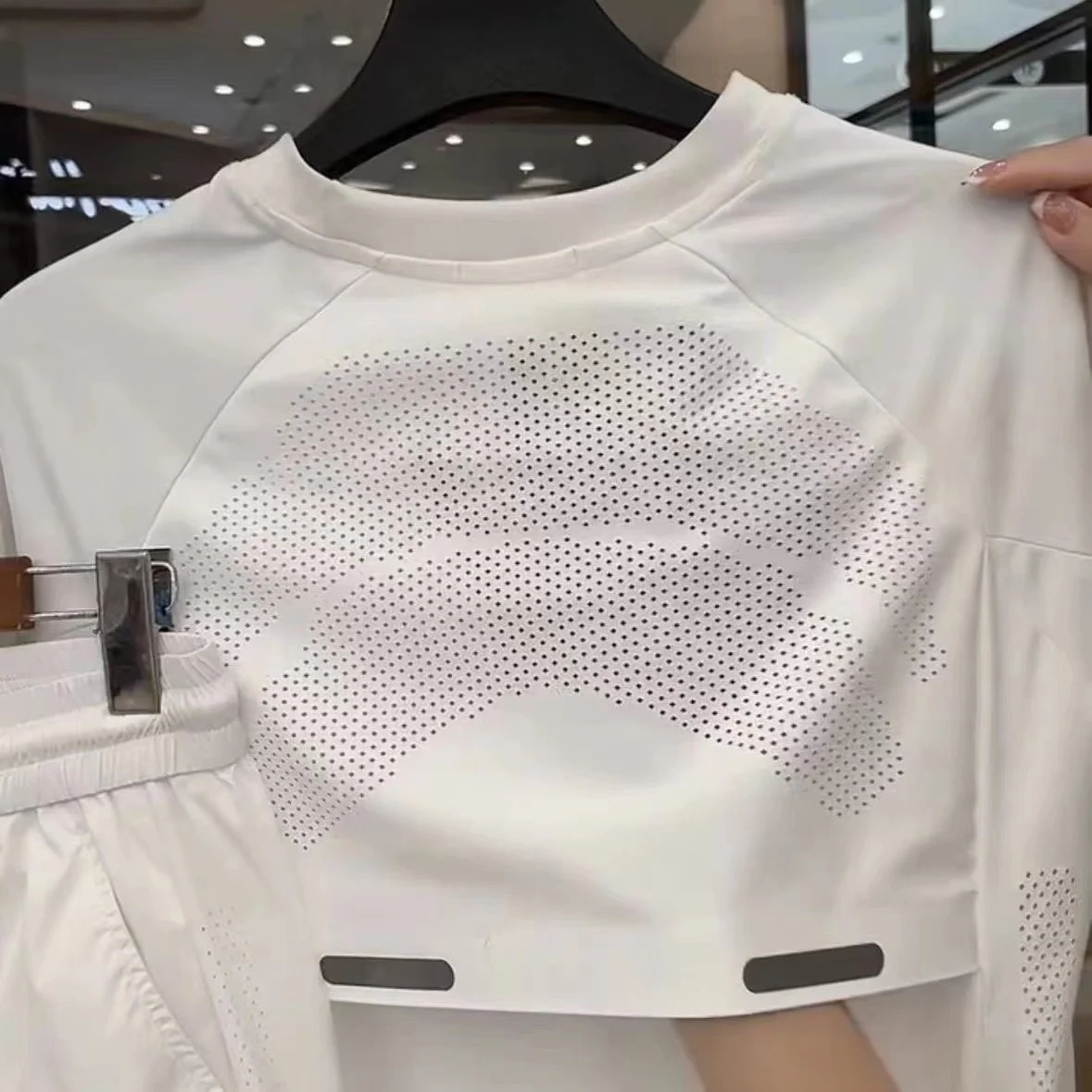 2024 Summer Mens Breathable Perforated Ice Silk Short Sleeve Shorts Set Loose Quick Drying Sports and Leisure Two Piece Set 250217