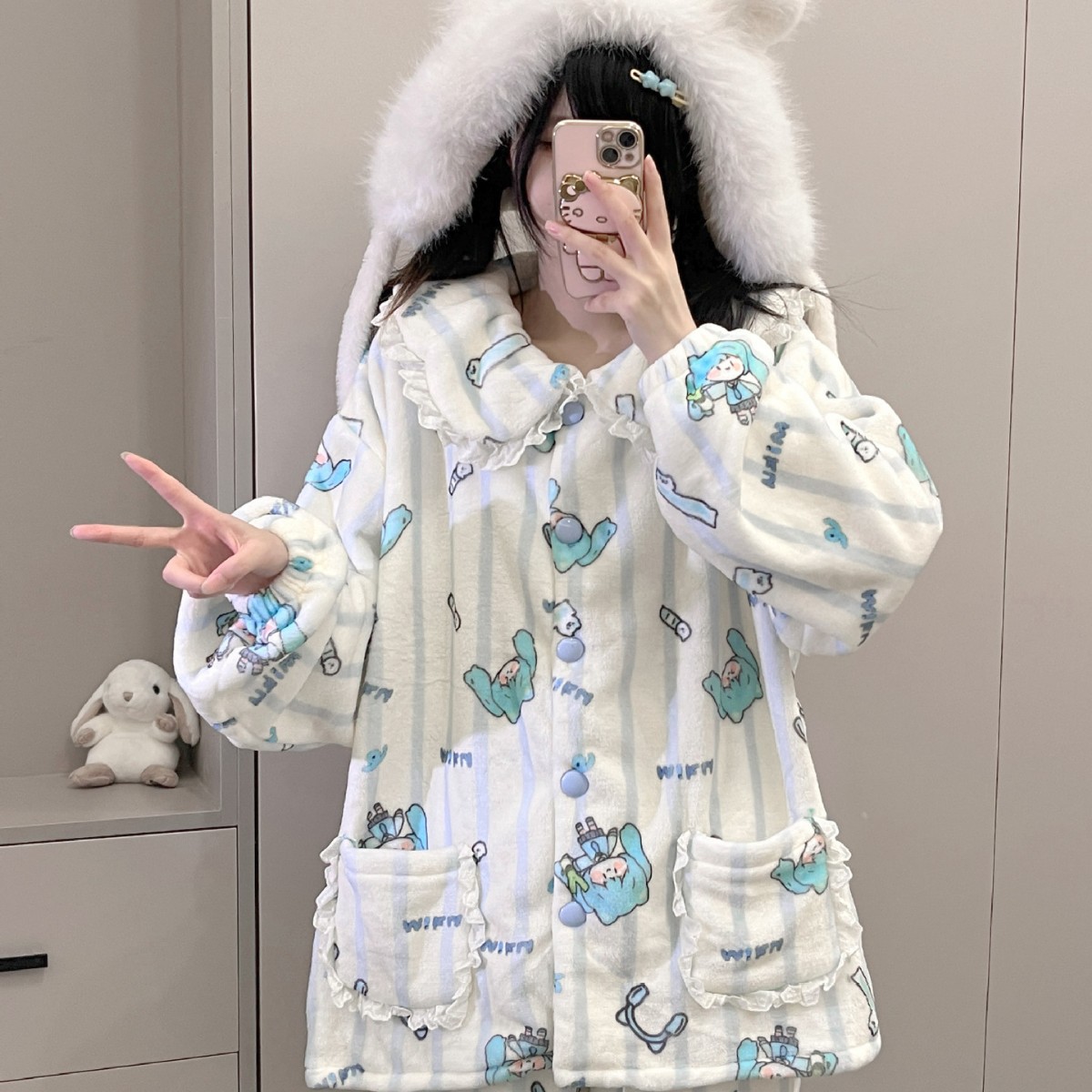 B699-Winter new style flannel thick warm cute girl soft girl pajamas home clothes suit