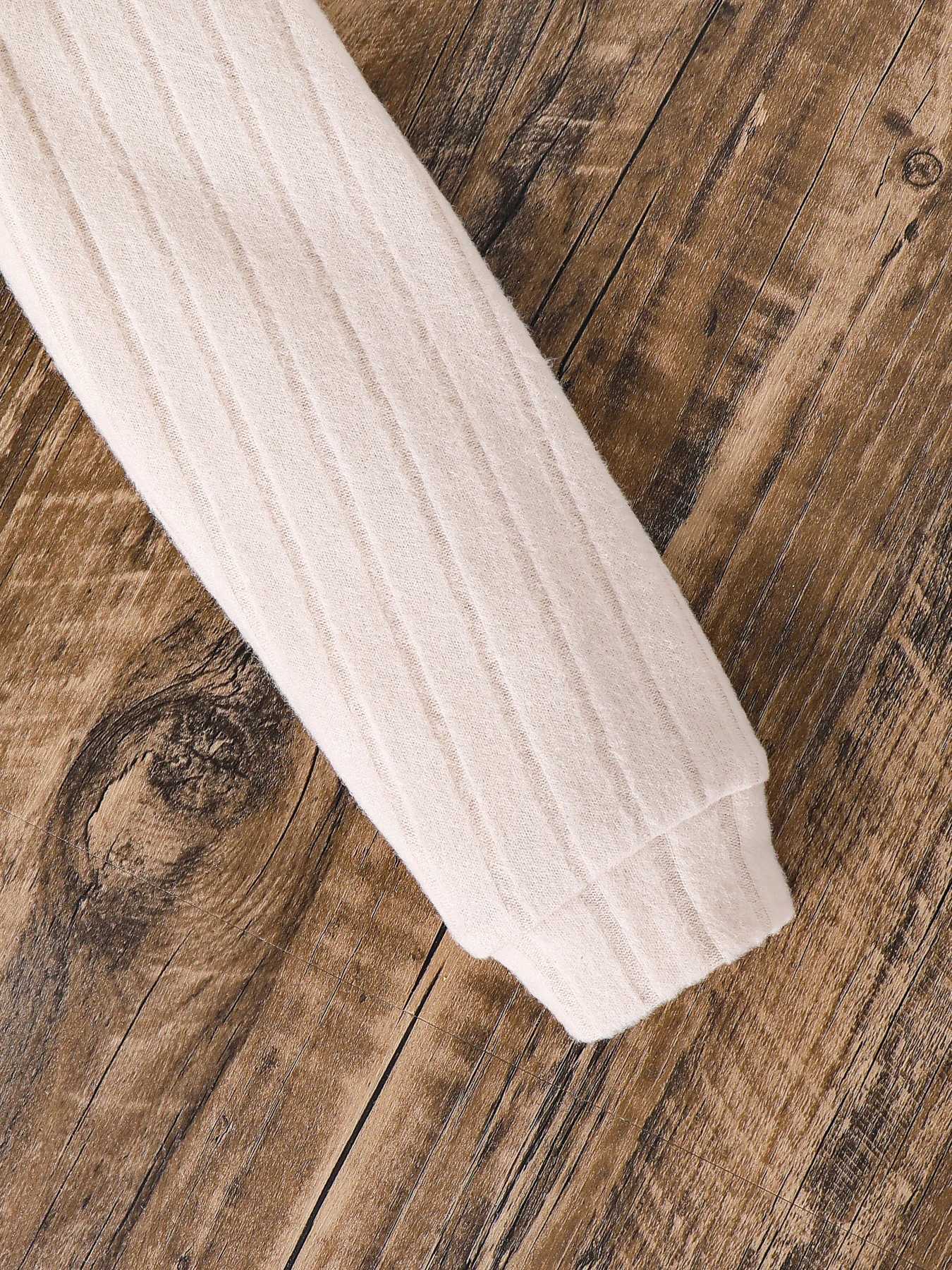 Spring and autumn childrens clothing suitable for girls fashion outdoor leisure sportswear loose apricot hoodie flared pants W250218