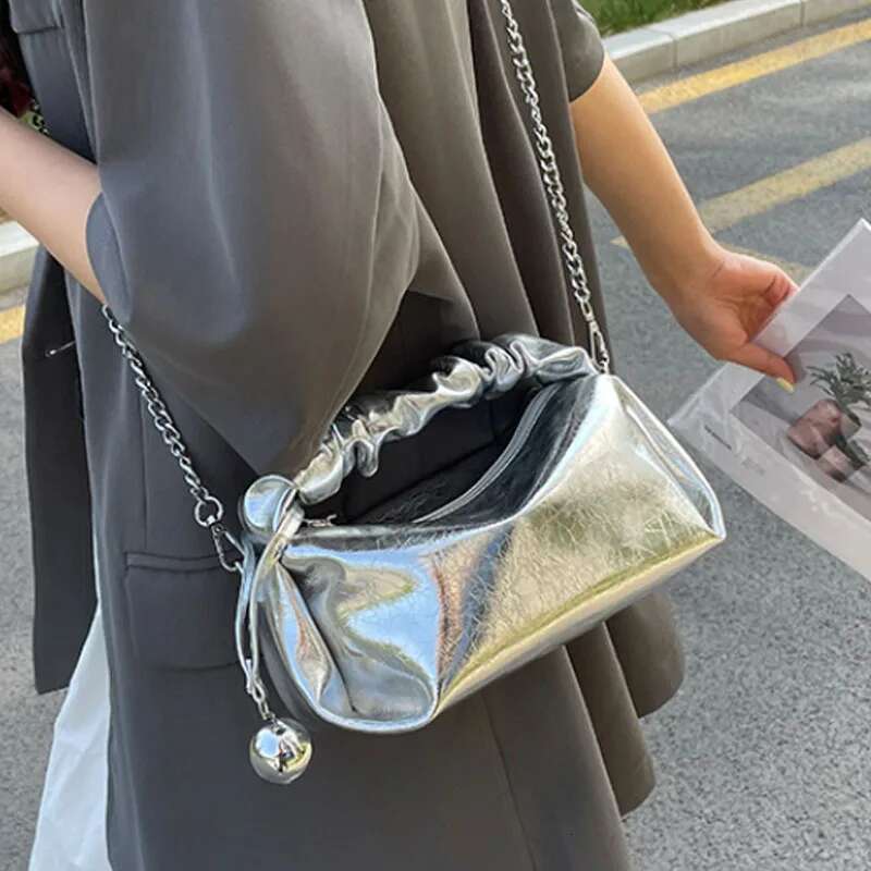 Sier PU leather women chain crossbody 2024 High quality pleated handbag Fashion pillow bag
