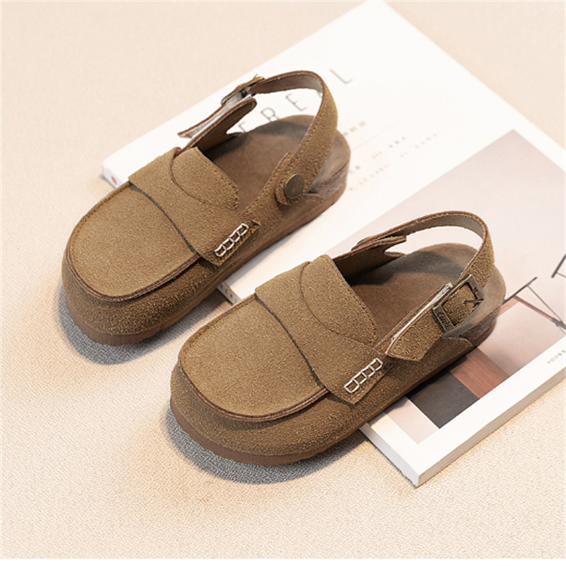 Kids Designer Sandals Boys Girls Summer Slippers Size 26-35 Child Shoes Retro Children Baotou Wood Bottom Sandal Fashion Non-slip Slides z250513
