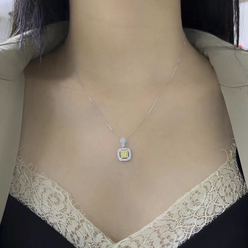 Sparkling Handmade Square Pendant Luxury Jewelry 925 Sterling Silver Cushion Shape Yellow Topaz CZ Diamond Gemstones Party Women Wedding Clavicle Neck