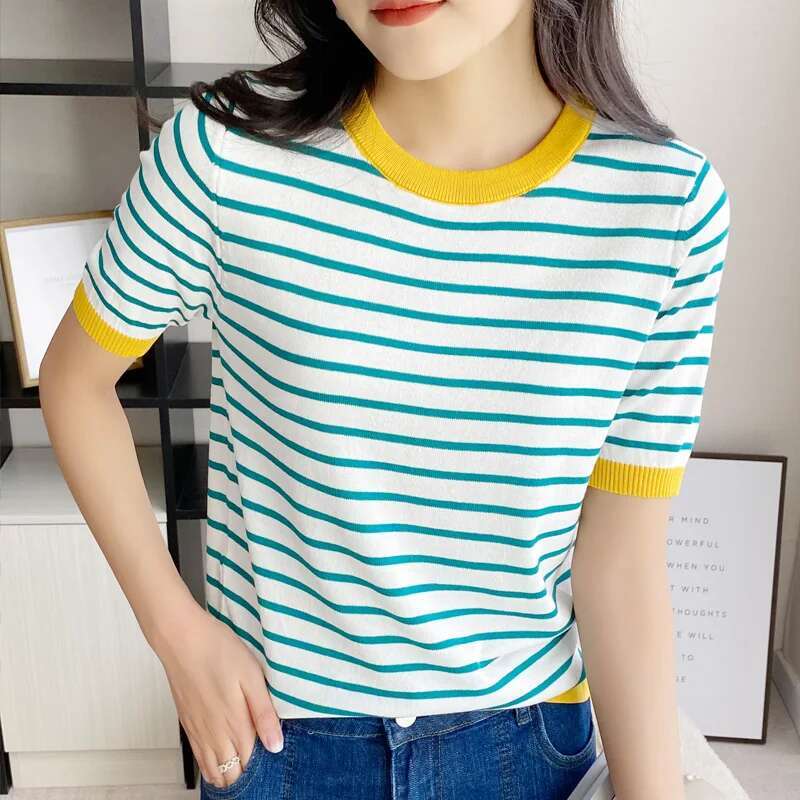Short Sleeved Women's Striped Tshirt With Simple Style Haruku Retro Cotton O-neck T-shirts Fashionable Loose Casual And Comfortable Women's 