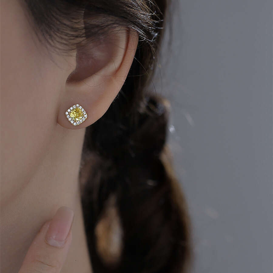 Tiki internet celebrity light high-end design sense square dia zircon small sugar women's trendy pure sier earrings