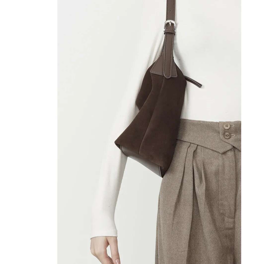 Fashionable Frosted Cow Long Handle Tote Winter Matte Suede Leather Women's Single-Shoulder Bag Grey Commute Handbag