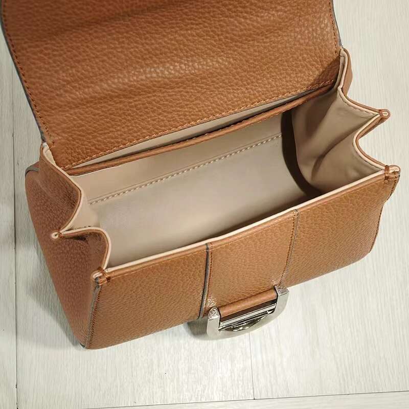 100% Genuine Leather Handbag For Women 2023 Designer Fashion Retro One Shoulder Ladies Top-Handle Bag