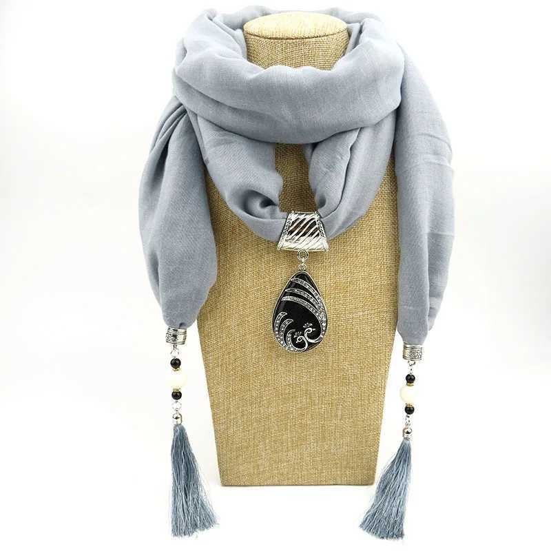Cotton Viscose Scarfs Plain Neck Wear Peopack Peacock Resin Pendant Jewelry Winter Femme Scarfs W250218