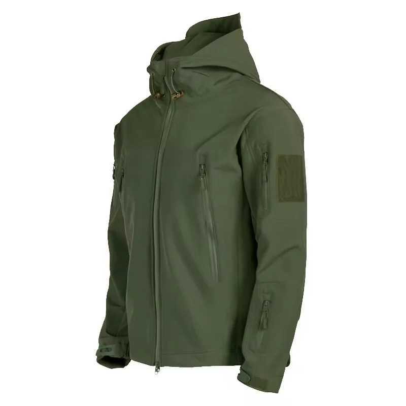2024 Fall And Winter New Mens Tactical Jacket Sharkskin Soft Shell Windproof Waterproof Jacket Multi-Pocket Warm Mens ClothingT250218