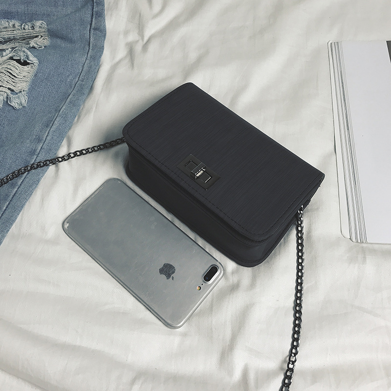 New Versatile Small Square Bag Lock Shoulder Crossbody Women's Bag