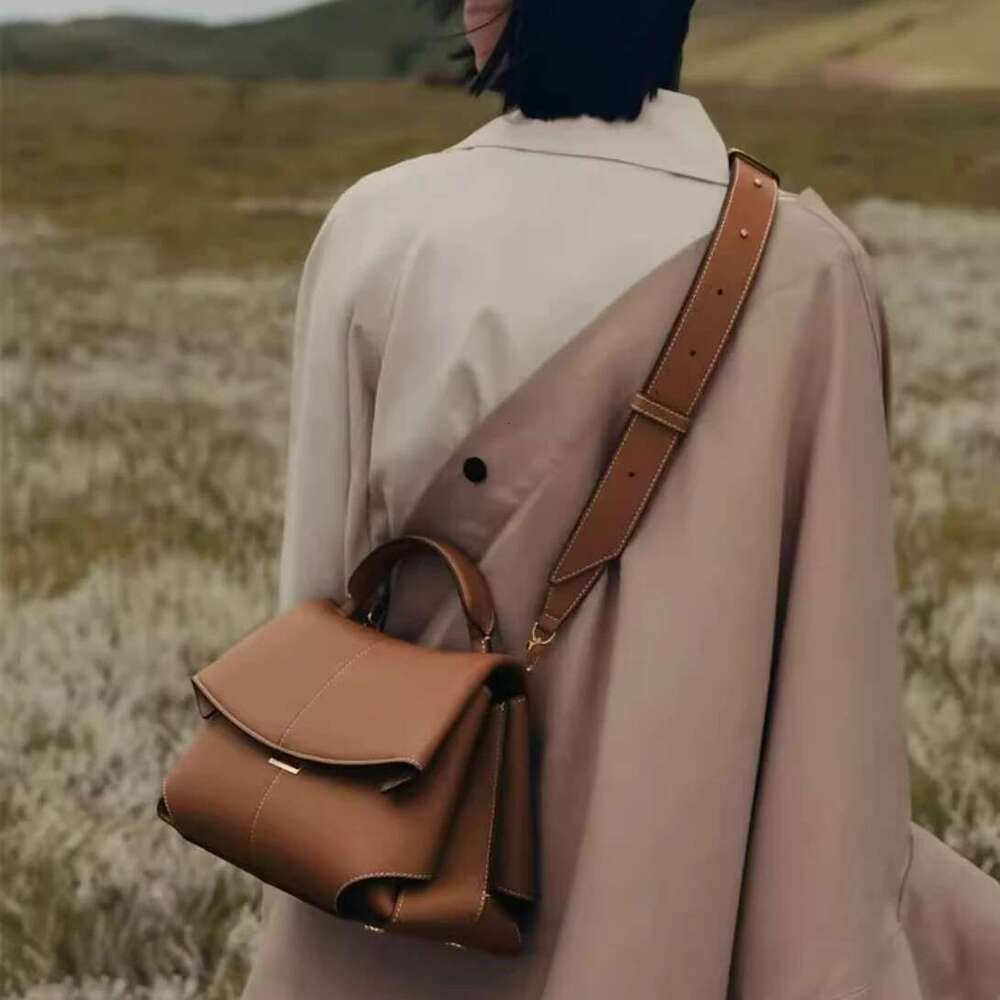 2025 From France Bag For Women New Trend Mokki Series European And American Fashion Leather Pleated