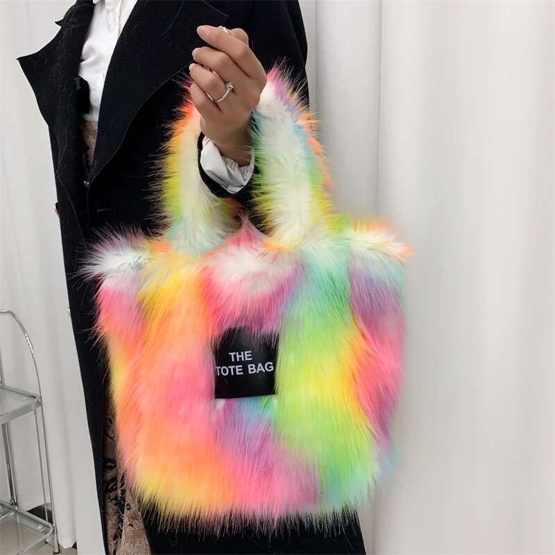 2023 Designer Faux Fur Tote Bag for Women Handbags Autumn Winter Plush Shoulder Crossbody Bags Brand Shopper Purses Y2K