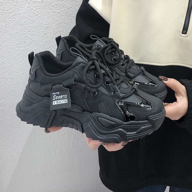 Free shipping designer Running Shoes for woman 2025 new sport outdoor shoes Vintage black white