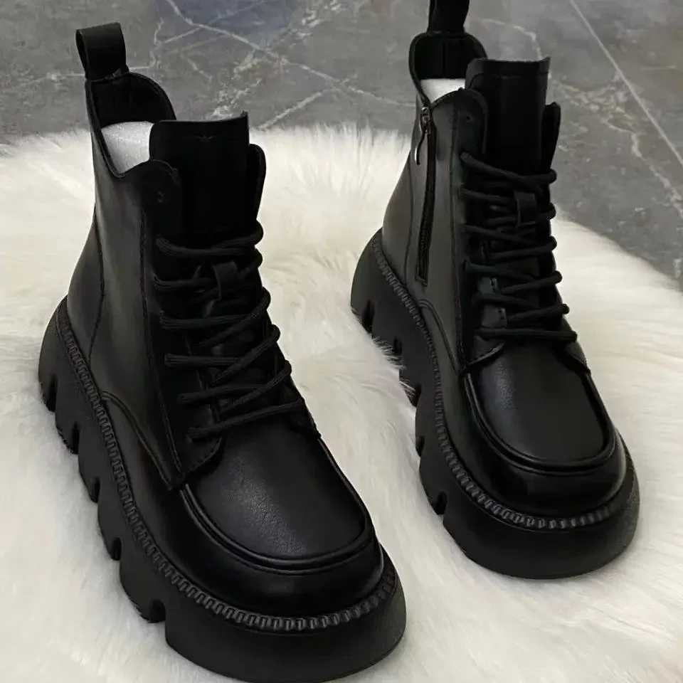 Womens 2025 Spring and Autumn New Soft Leather Boots Fi Thick Soled Tall Short Boots Round Head Strap Short BootsXJ250217