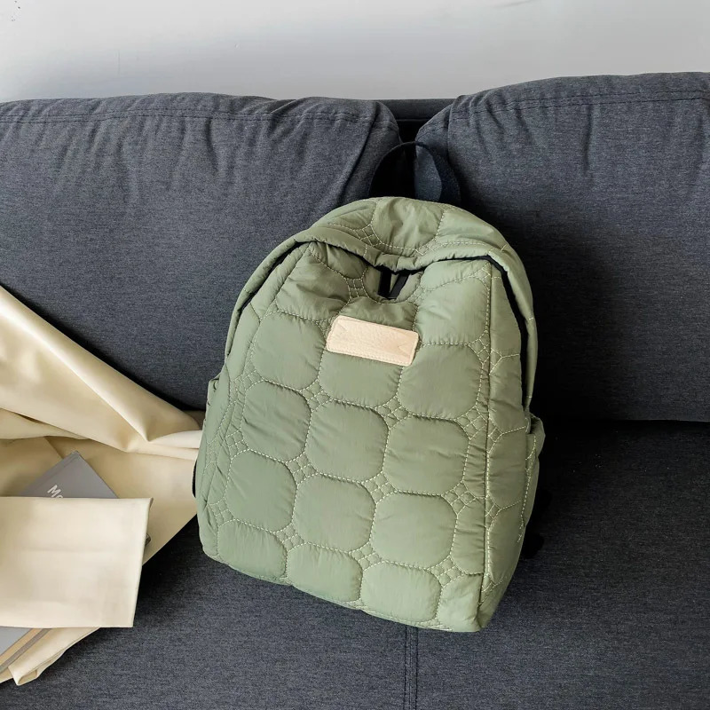 Winter Fluffy Backpack Quilted Backpack Lightweight Cotton Padded Knapsack Zipper Closure Fashion Bagpack Unisex 250122