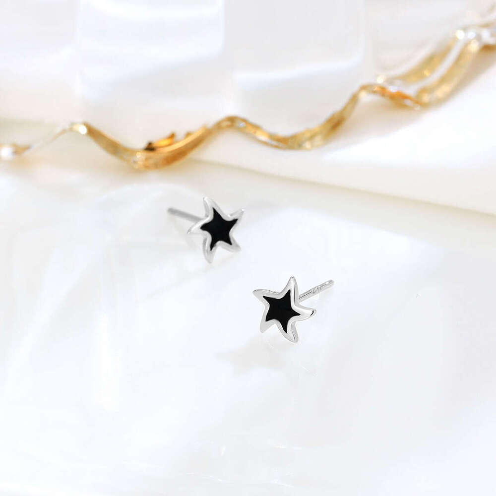 Sterg sier black five pointed star simple versatile ear bone studs, personalized starfish earrings, temperament and fashion accessories