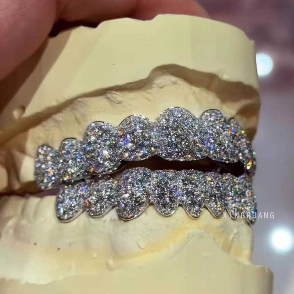 Custom Dental Grills Pass Diamond Test Gold Plated 925 Sterling Silver Iced Out VVS Moissanite Diamond Hip Hop Grillz for Teeth