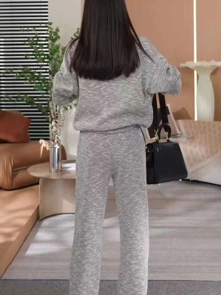 Fashion Casual Striped Top Sports Two-Piece For Women's Spring Autumn New Style Loose And Slim Wide Leg Pants Set