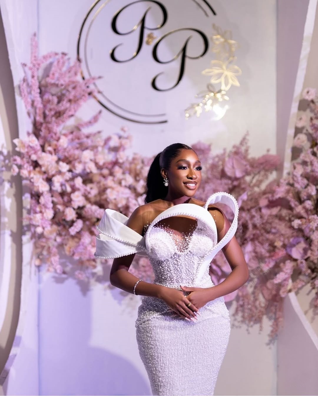 Exquisite Pearls Wedding Dresses Sequins Mermaid Bridal Gowns Beading Customized Slim Princess Sweep Train Bride Dress Vestidos De Novia