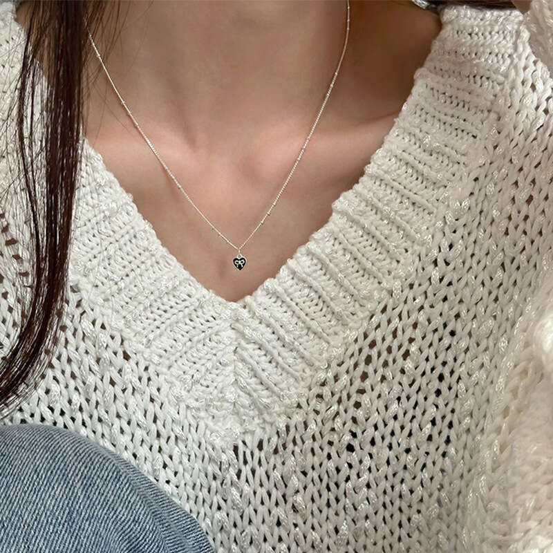 Tiqi Korean version S sier jewelry simple, creative and fashionable heart-shaped collarbone chain mini bow love necklace for women