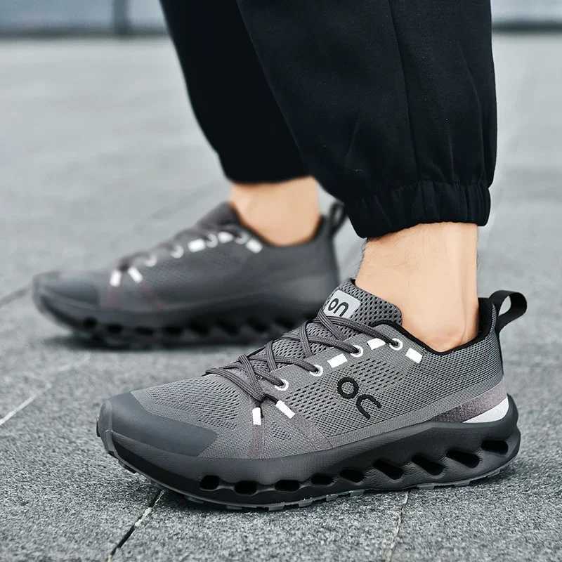 New Generation Men Comprehensive Physical Training Running Breathable Athletic Shoes sneakers menC250217