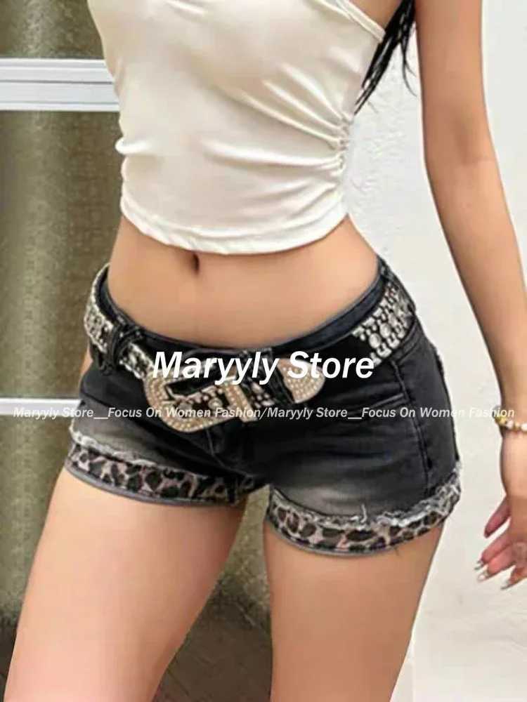 Womens Black Denim Shorts Vintage Low Waist Mini Jeans Shorts Y2k Shorts Pants Harajuku Trashy Emo 2000s Gothic Clothes SummerXJ250217