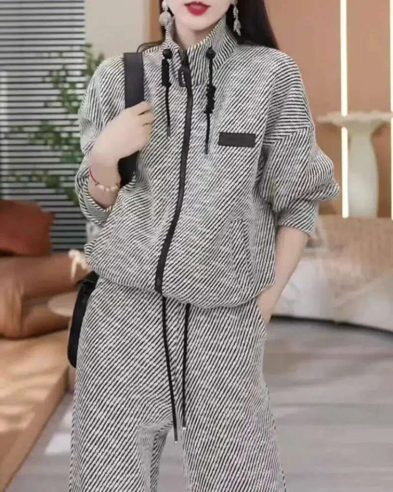 Fashion Casual Striped Top Sports Two-Piece For Women's Spring Autumn New Style Loose And Slim Wide Leg Pants Set