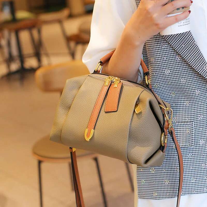 Genuine Leather Women High Quality Crossbody Bags Simple Vintage Fashion Handbags Ladies Cowhide Leather Shoulder Bag