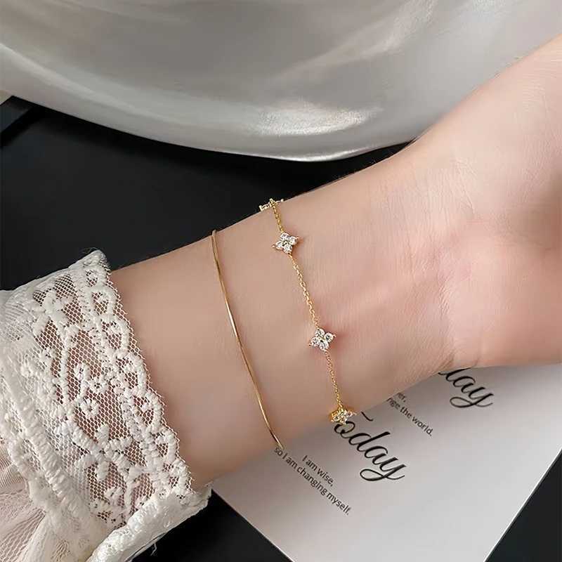 Chain 925 sterling silver sparkling zircon flower bracelet feminine charm birthday party jewelry gift H250217