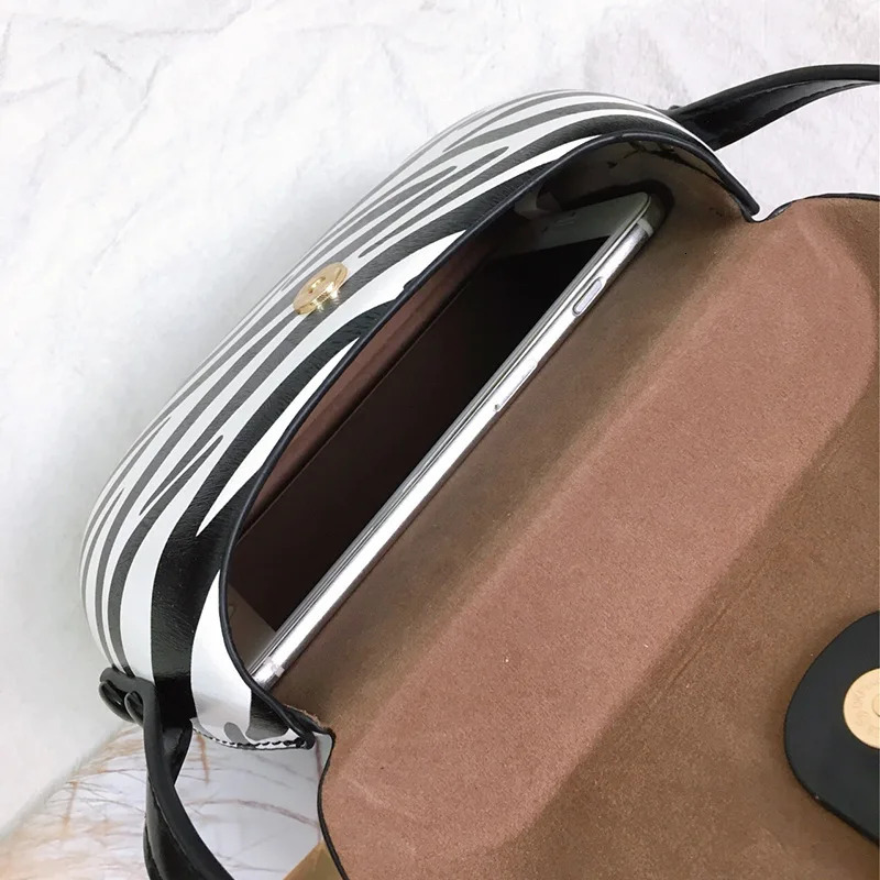 Korean Retro Women Saddle Bag Pu Leather Mini Messenger Bag Female Small Purse Shoulder Bag Fashion Wild Crossbody Bag 250214