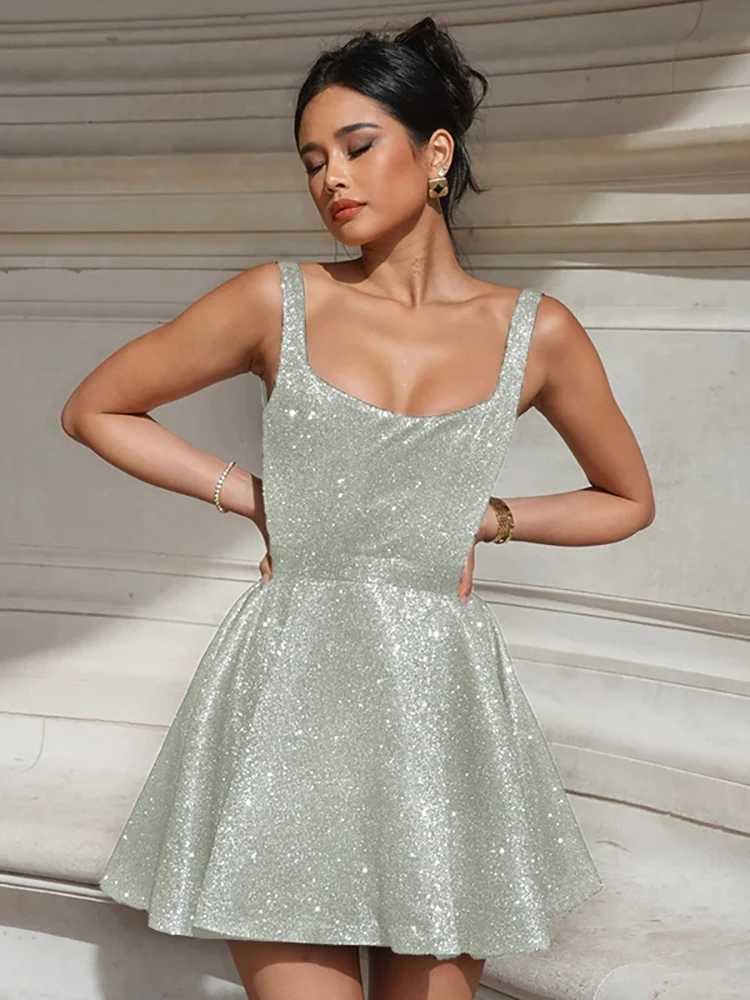 Basic Casual Dresses Fantoye Glitter Bright Silk Sparkling Women Dress Silver Spaghetti Strap A-line Dress Femme Autumn Skinny Elegant Party Clubwear 