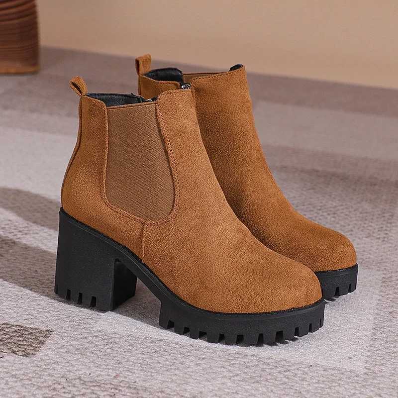 2024 Women Designer Elegant Platform Round Toe Zipper Ankle Boots Women Autumn Winter Comfy Platform Short Boots Shoes for WomenXJ250217