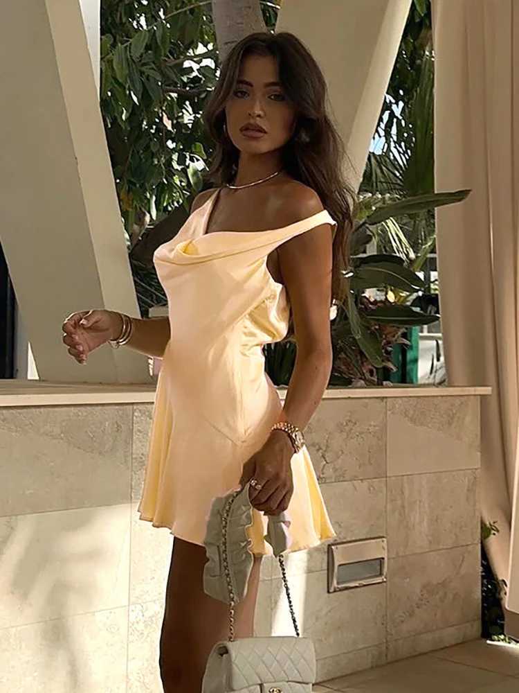 Basic Casual Dresses Fantoye Irregular Sexy Off Shoulder Women Dress Yellow Backless High Waist Dress Female Autumn Slim Elegant Party Clubwear 2024 H