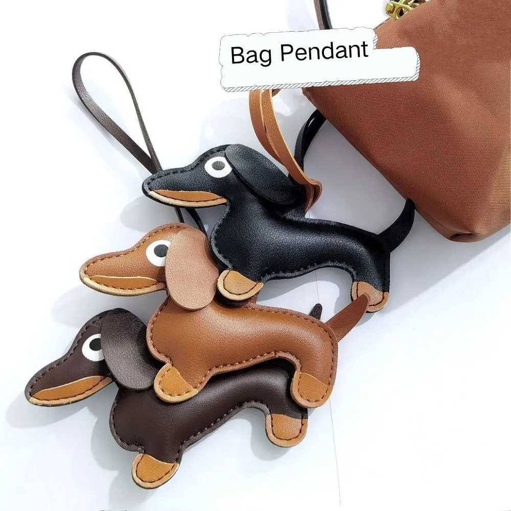 Keychains Lanyards Cute Pu Leather Cartoon Dog For Women Y2k Bag Pendant Couple Car Key Chains Jewelry Gift Decoration Accessories H250217