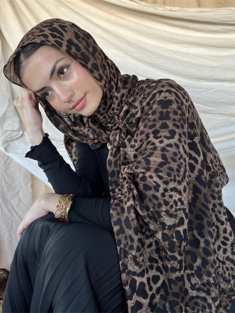 1Pcs Ramadan Hijab Leopard Print Women Bohemian Watercolor Soft Muslim Hijabs Floral Breathable Shawl Wrap Scarf Headscarf Warm 250214