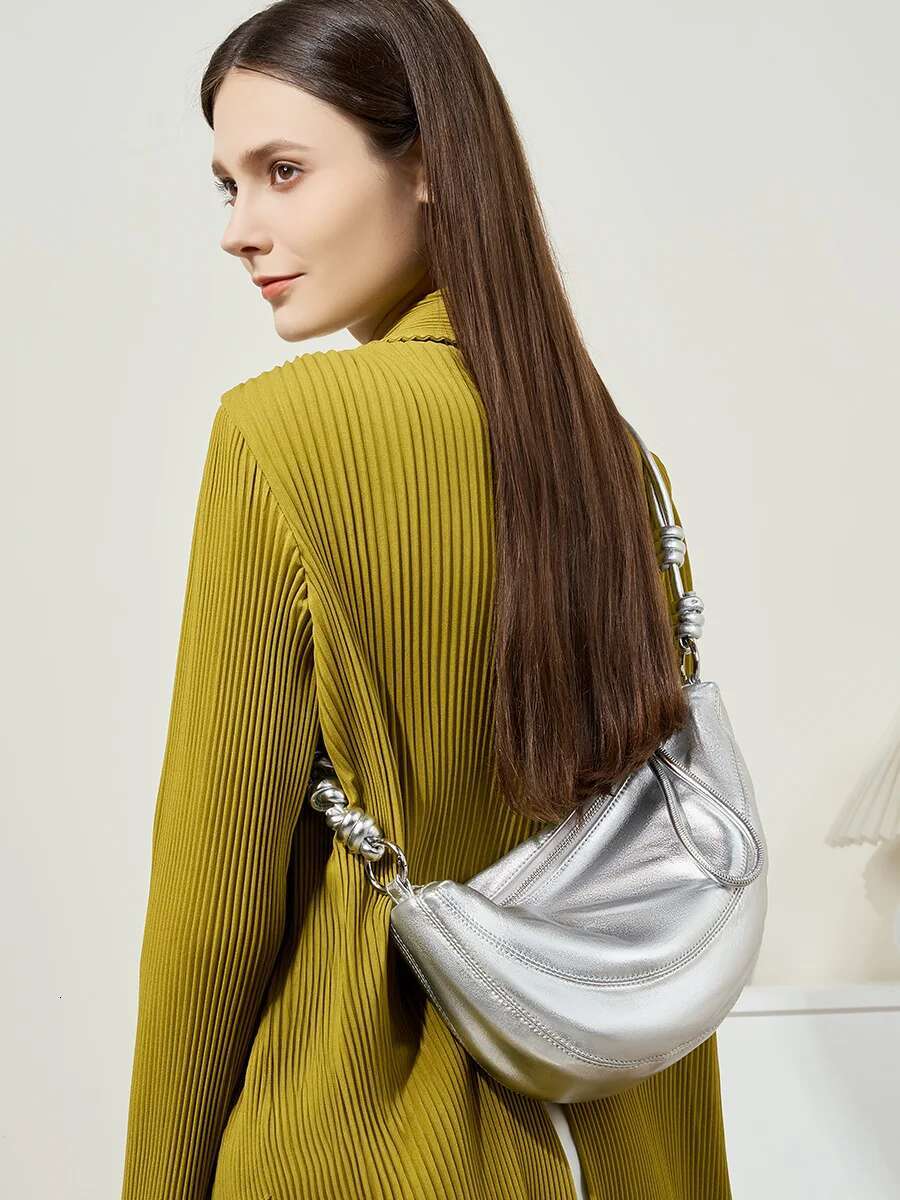 YANATARI Dumpg Leather Soft Leather Large Capacity Minimalist Crossbody Women Female Sier Bag