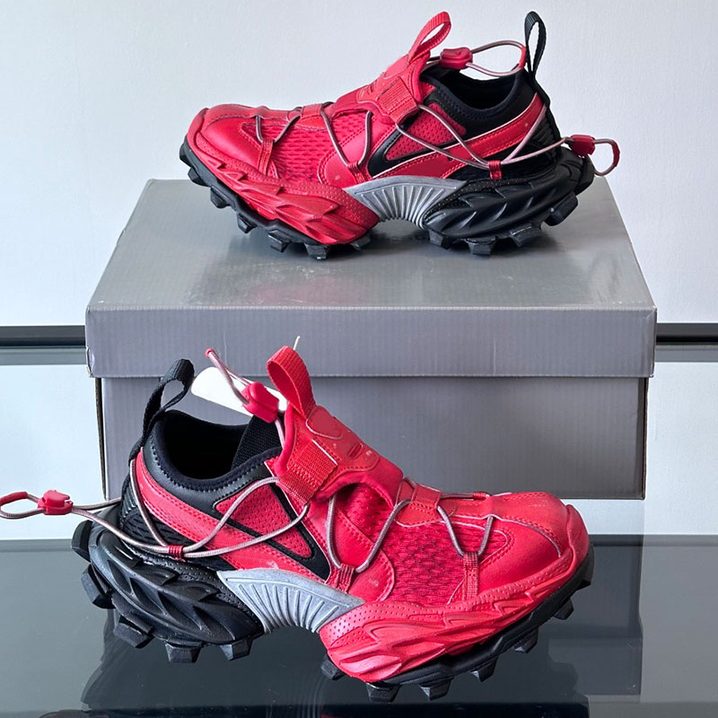 WOMENS MENS HIKE TRAINERS IN BLACK designer sneakers with comfortable breathable mesh upper elastic shoelaces with rope lock on the back and casual sports shoes