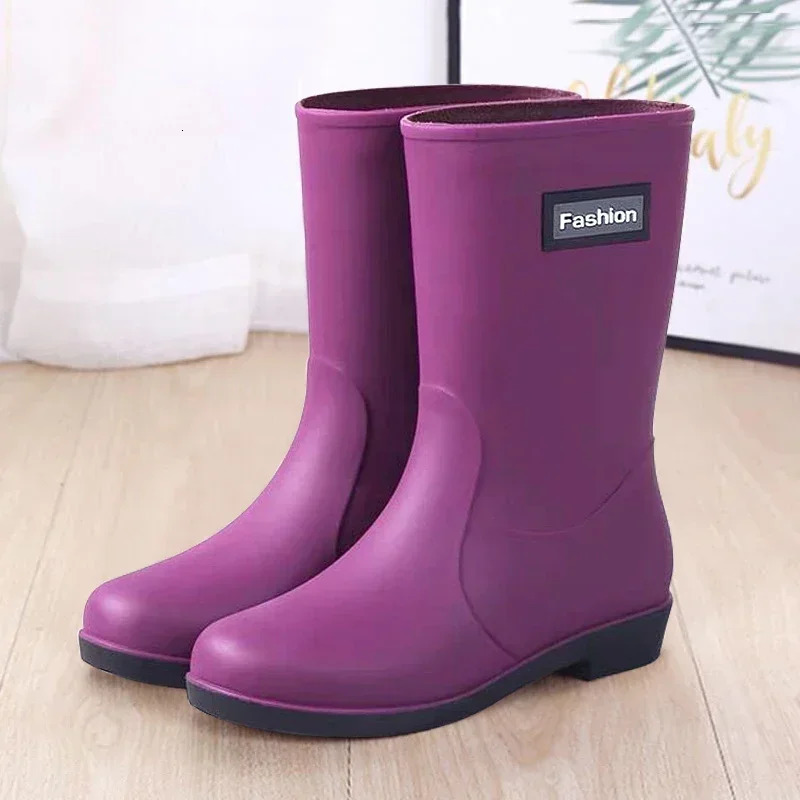 Rain boots womens four seasons fashion outdoor mid-tube waterproof non-slip rubber shoes fashion rain boots with cotton cover 250217