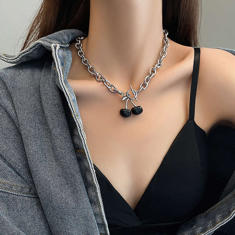 Dark cherry titanium steel ins cool wind internet celebrity collarbone chain female hip-hop punk niche minimalist necklace